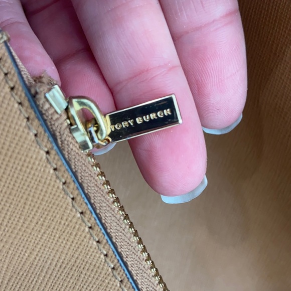 Tory Burch Robinson Chain Wallet in Cardamom - Picture 6 of 11